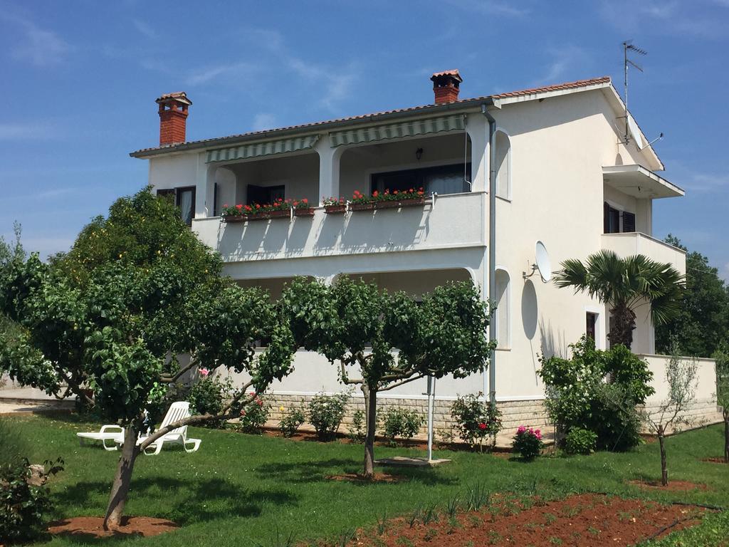 Apartment Vesna Veleniki Dış mekan fotoğraf