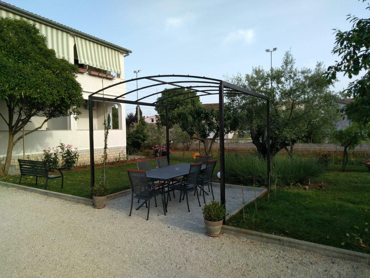 Apartment Vesna Veleniki Dış mekan fotoğraf