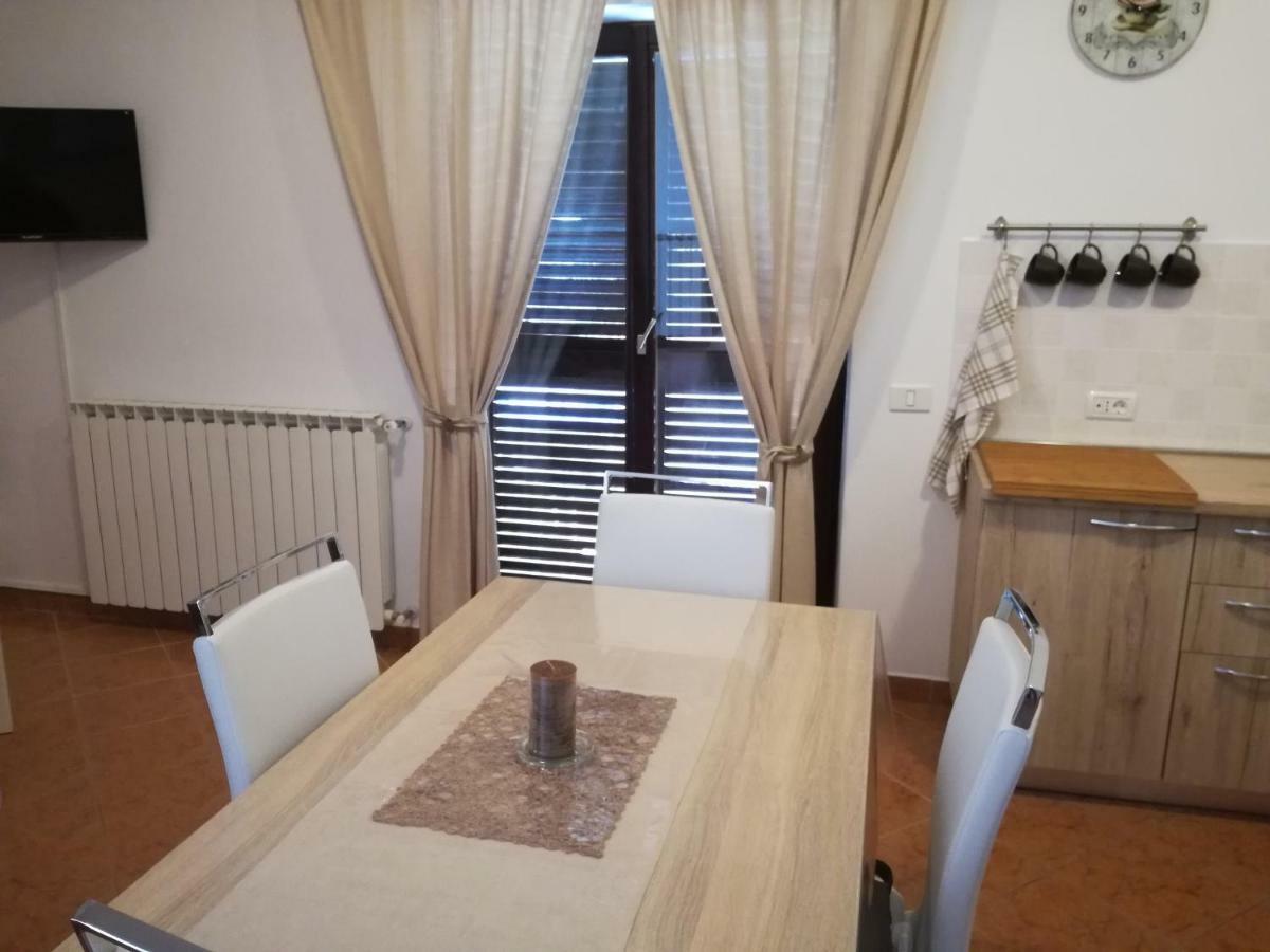 Apartment Vesna Veleniki Dış mekan fotoğraf